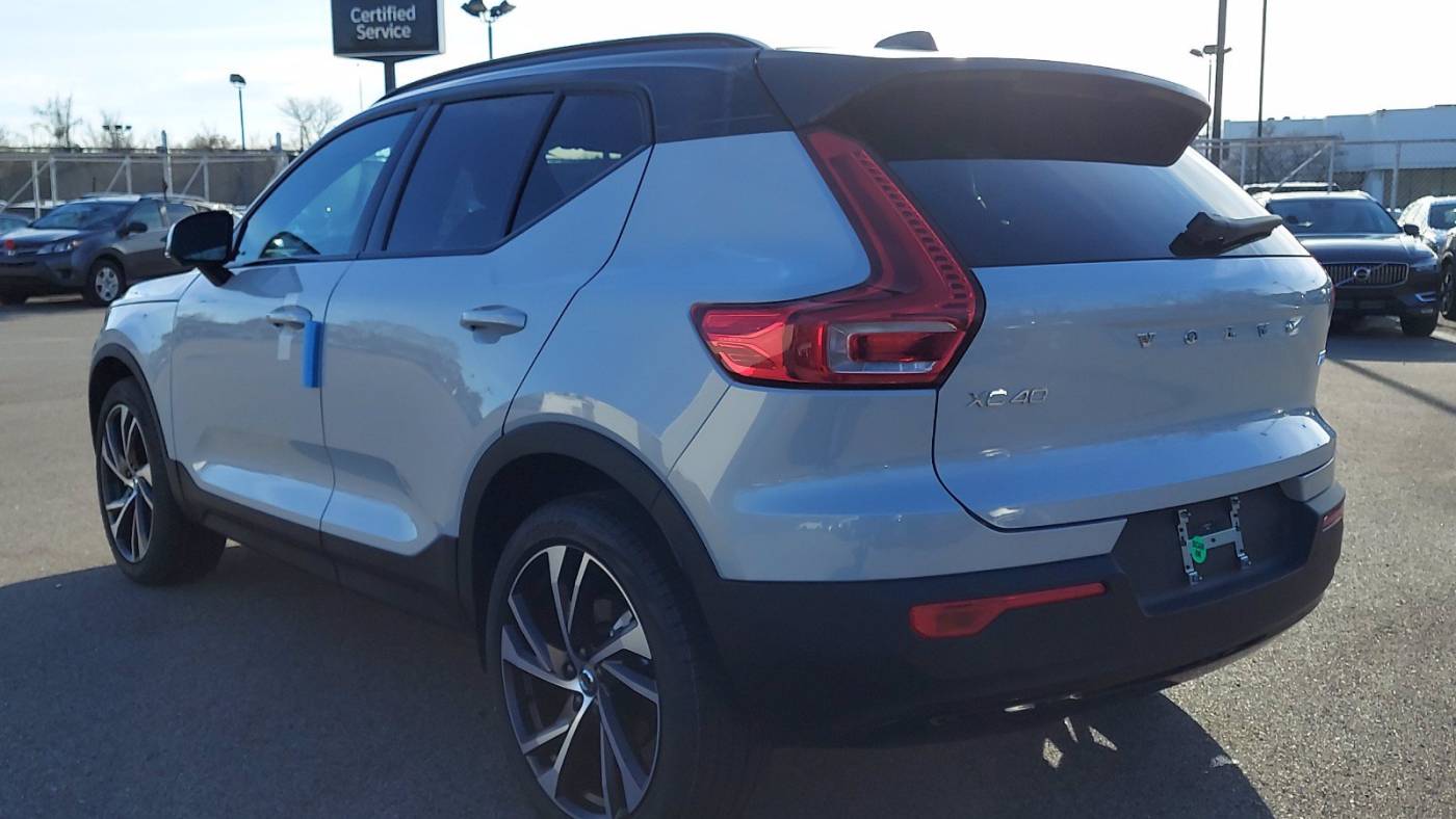 2021 volvo xc40 t5 r-design