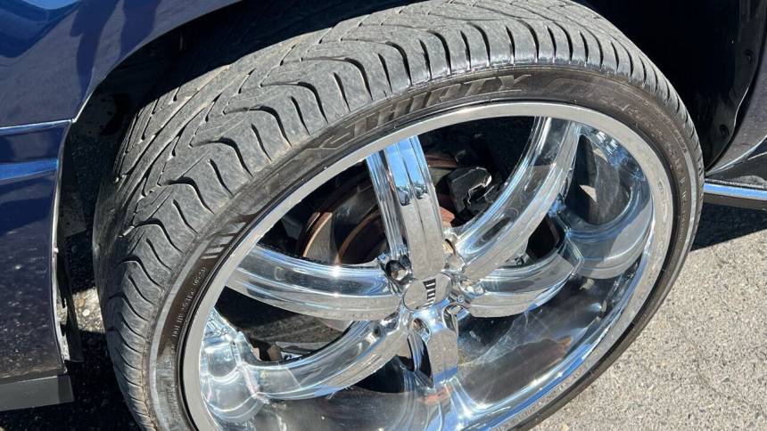 2007 cadillac escalade base