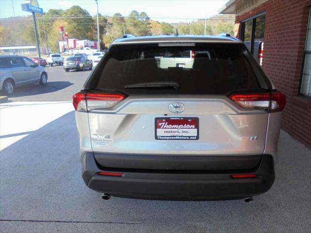 2019 toyota rav4 le