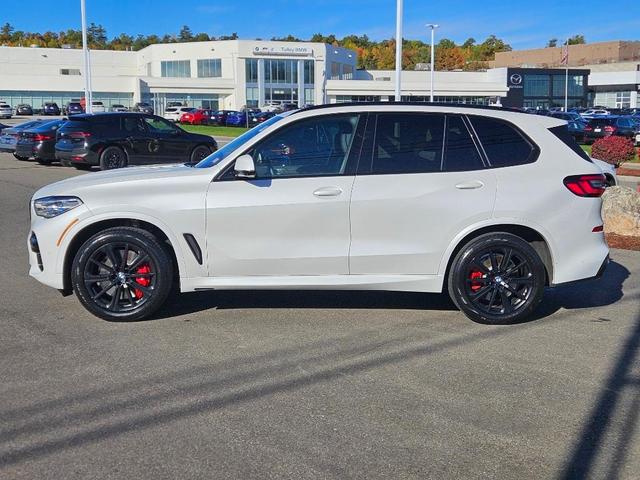 2022 bmw x5 m50i