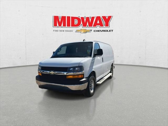 2022 chevrolet express 2500 rwd 2500 regular wheelbase wt