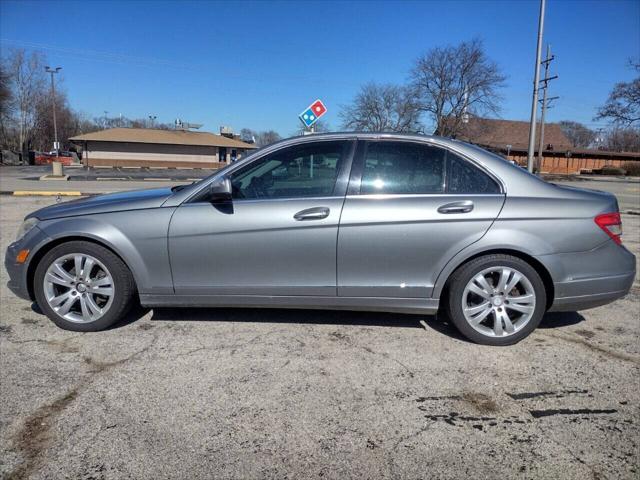 2009 mercedes-benz c-class c 300 luxury 4dr sedan
