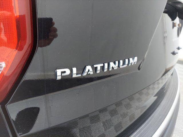2019 ford explorer platinum