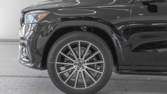 2025 Mercedes-Benz GLS