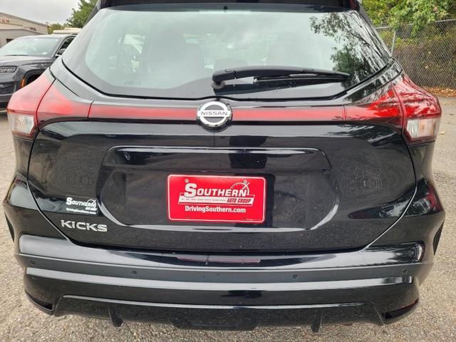 2021 nissan kicks s