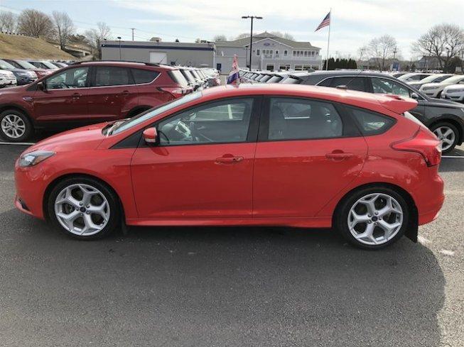 2014 ford focus st hatchback for sale in narragansett, rhode island