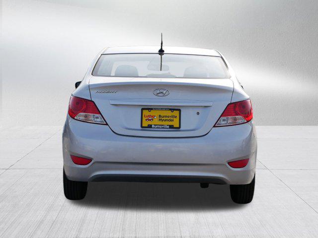2013 hyundai accent gls