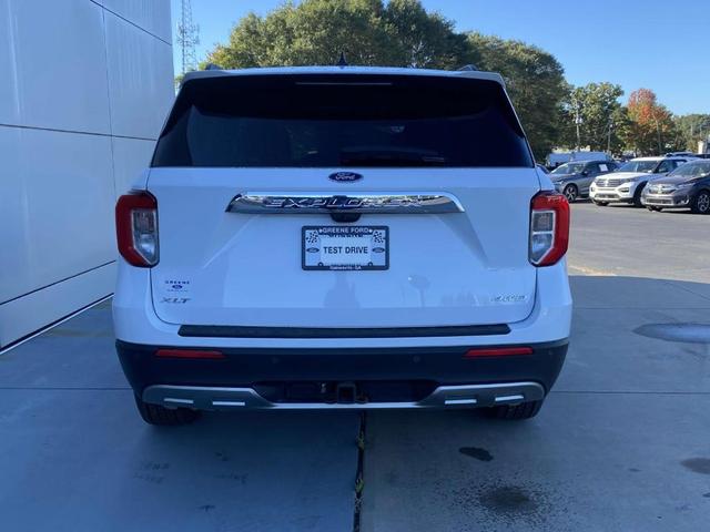2021 ford explorer xlt