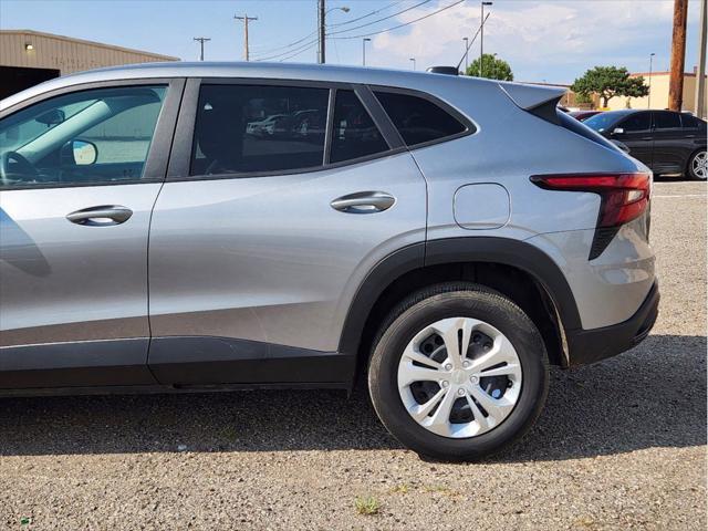 2024 chevrolet trax ls