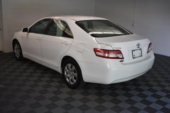 2010 toyota camry se se 4dr sedan 6m for sale in saco, maine