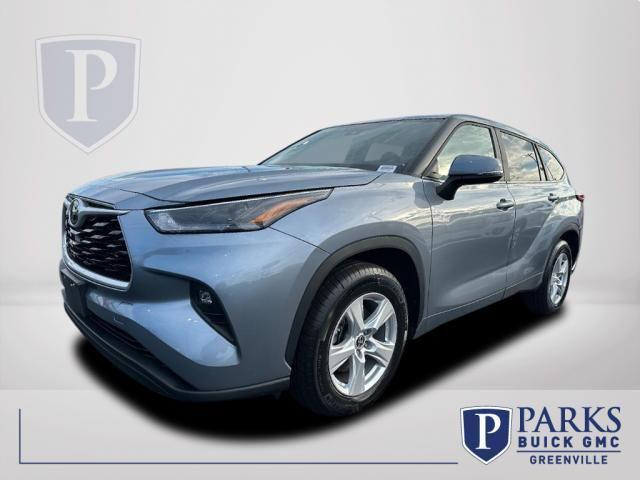 2023 toyota highlander le