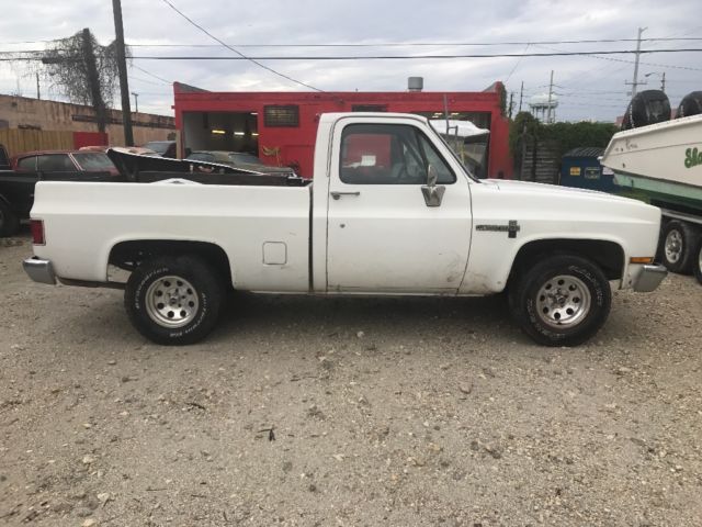 1986 chevrolet c10 custom deluxe