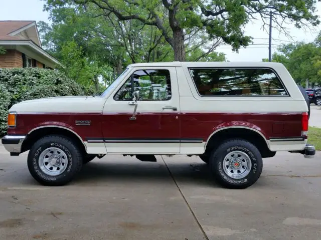 1990 ford bronco xlt,immaculate condition!, all original collectable!,low miles!