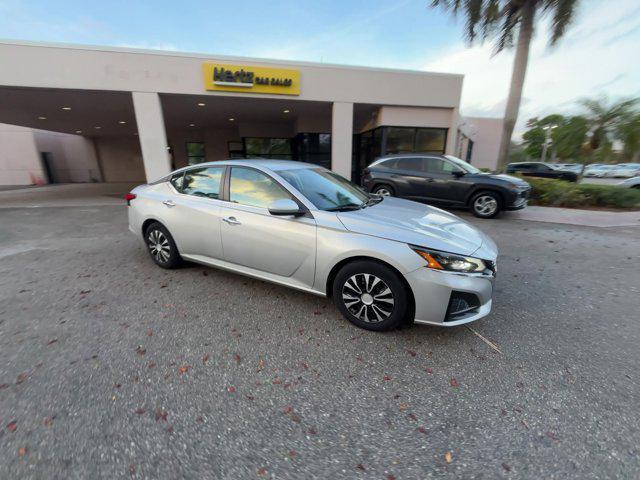 2023 nissan altima s fwd