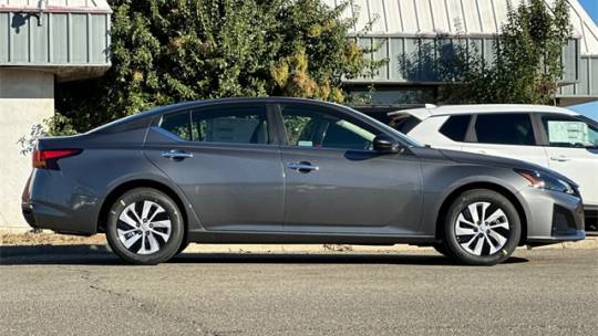2025 Nissan Altima