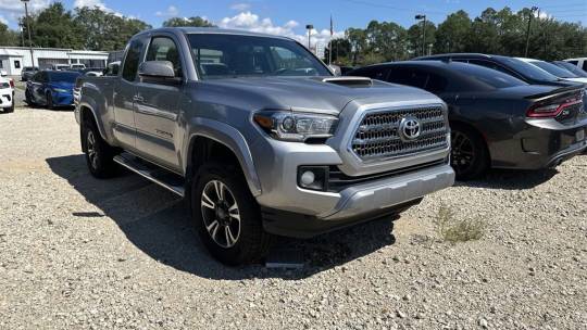 2017 Toyota Tacoma trd sport