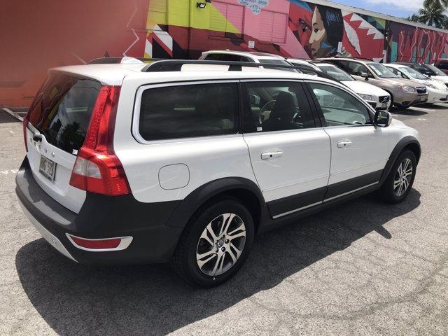 2013 volvo xc70 in honolulu, hawaii