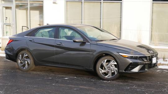 2025 Hyundai Elantra