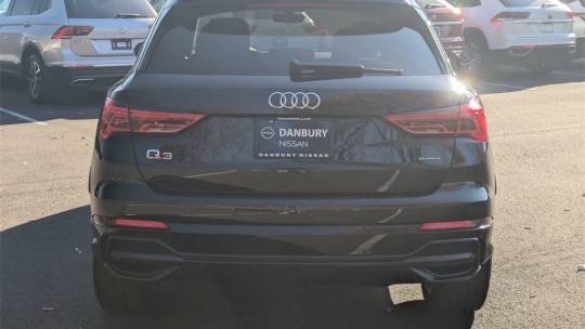 2022 Audi Q3