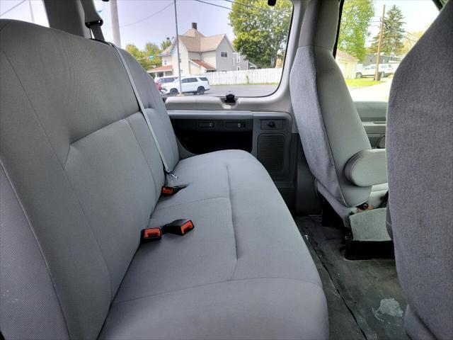 2011 ford e350 super duty xlt