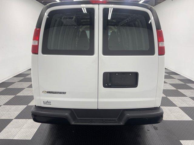 2022 chevrolet express 2500 rwd 2500 extended wheelbase wt