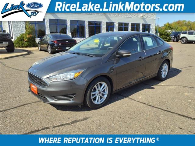 2016 ford focus se
