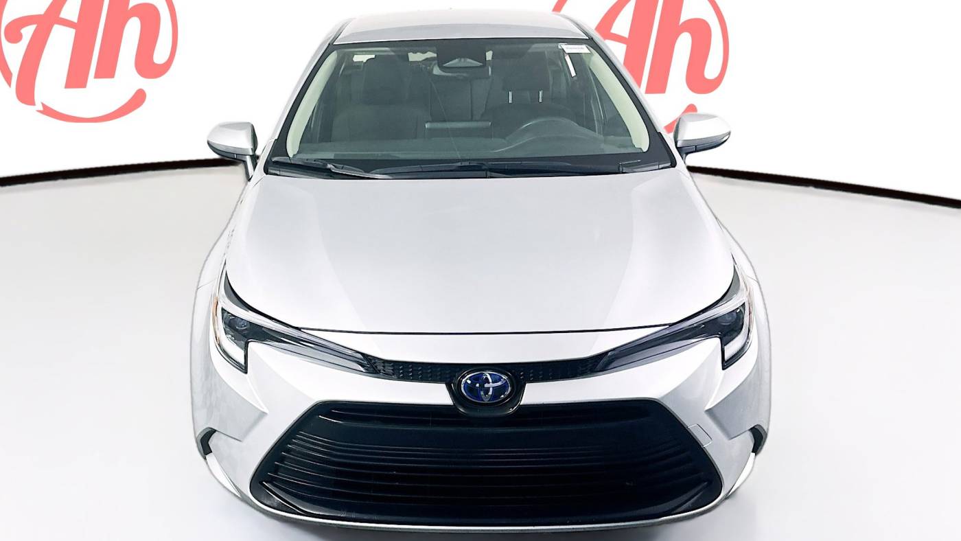 2023 toyota corolla hybrid le
