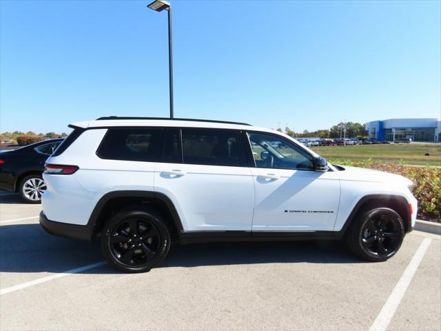 2023 jeep grand cherokee l altitude