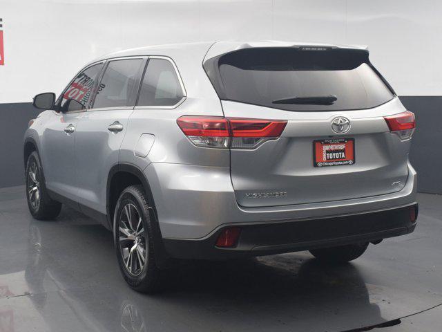 2019 toyota highlander le