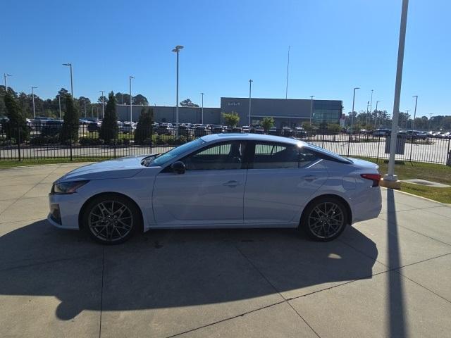 2023 nissan altima 2.5 sr