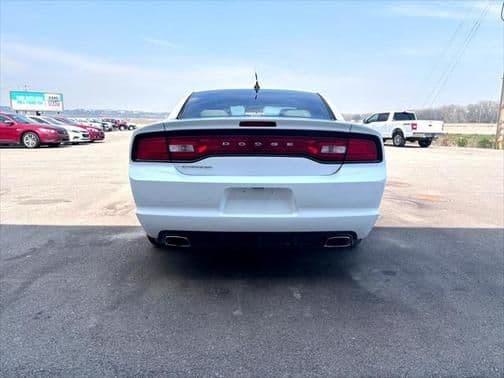 2012 dodge charger se 4dr rear-wheel drive sedan in manhattan, kansas
