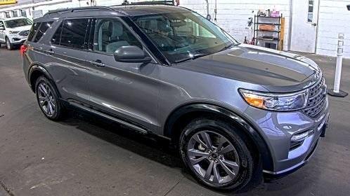 2021 ford explorer xlt