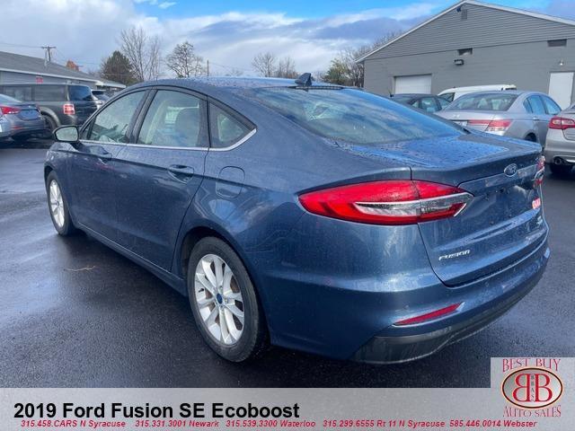 2019 ford fusion se