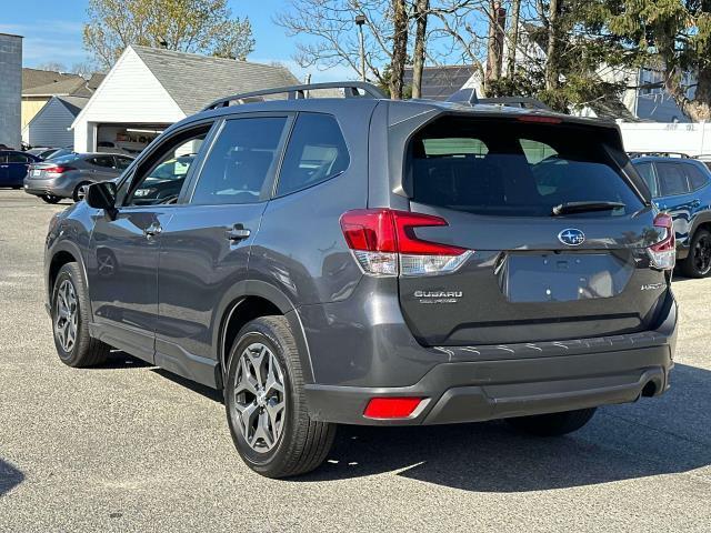 2022 subaru forester premium