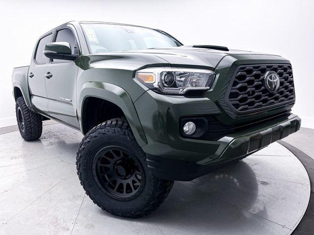 2022 toyota tacoma trd sport