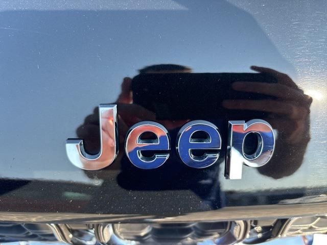 2023 jeep grand cherokee limited x