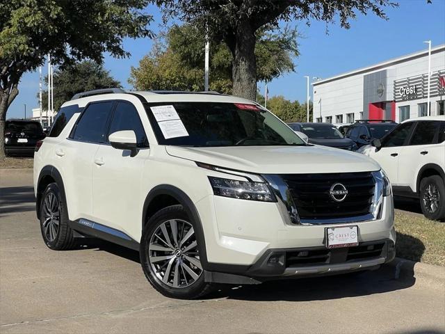2022 nissan pathfinder platinum 4wd