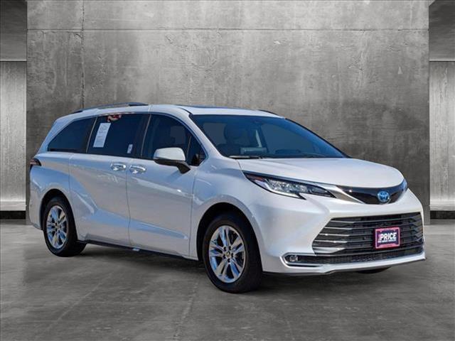 2024 toyota sienna limited