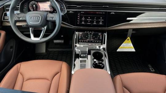 2025 Audi Q8