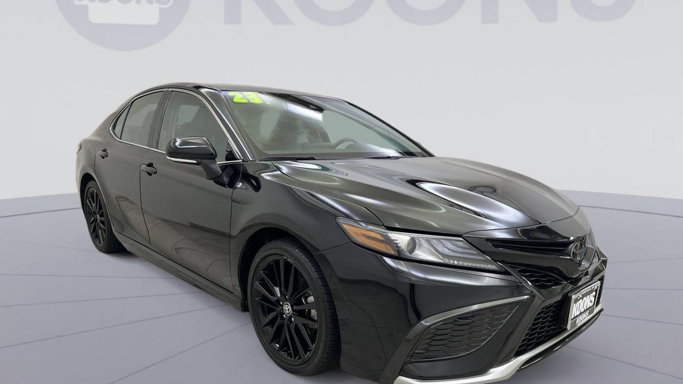 2023 toyota camry xse