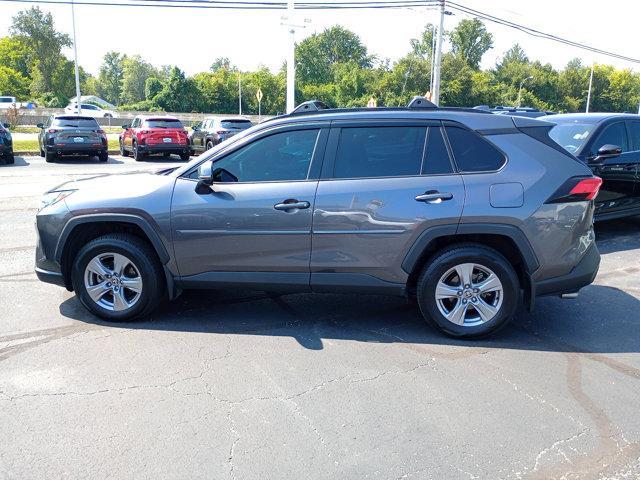 2022 toyota rav4 xle
