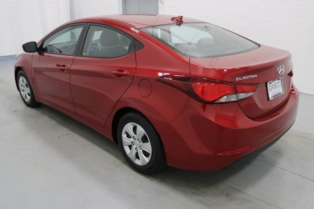 2016 hyundai elantra se se 4dr sedan 6m for sale in johnston, rhode island