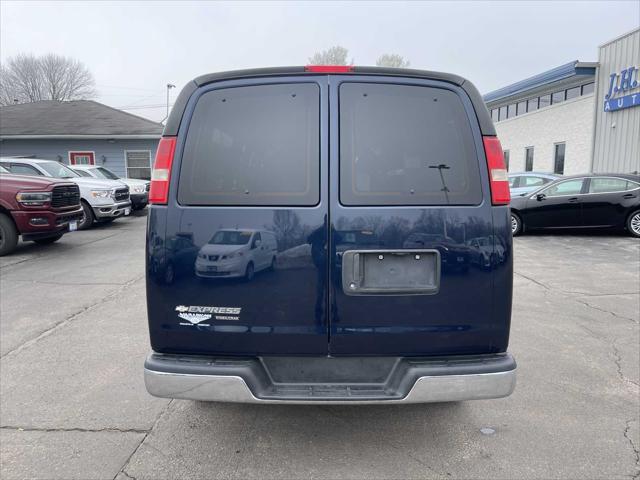 2014 chevrolet express 3500 lt
