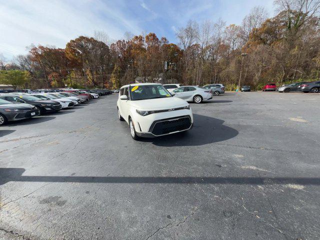 2024 kia soul lx