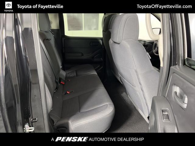 2022 nissan frontier s
