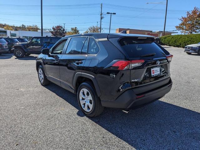 2024 toyota rav4 le