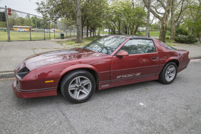 no reserve! one owner, only 46,000 miles, clean carfax, 5.7 liter, t-tops,loaded