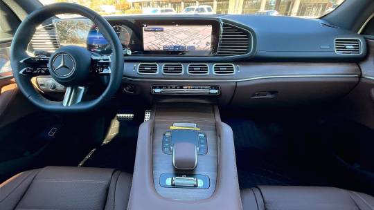 2025 Mercedes-Benz GLS