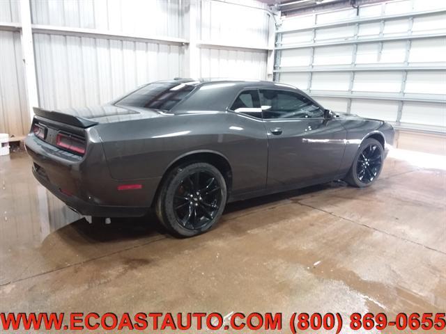 2018 dodge challenger sxt