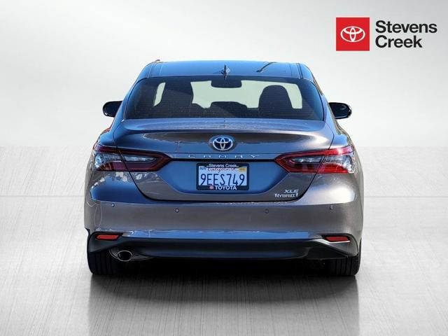 2023 toyota camry hybrid xle